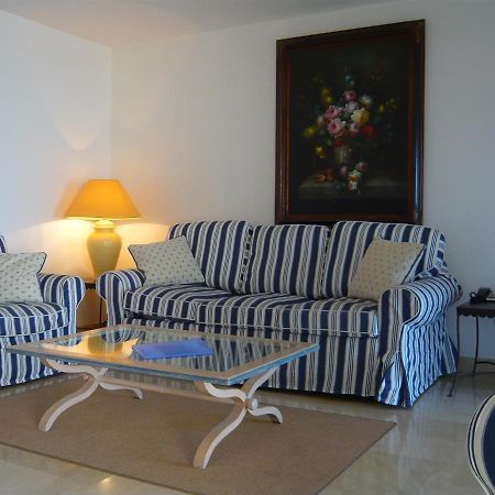 Appartement Relais De La Reine Cannes Croisette Bagian luar foto