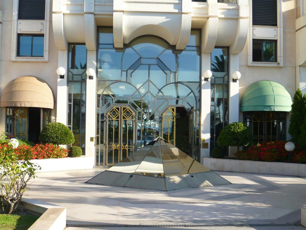 Appartement Relais De La Reine Cannes Croisette Bagian luar foto